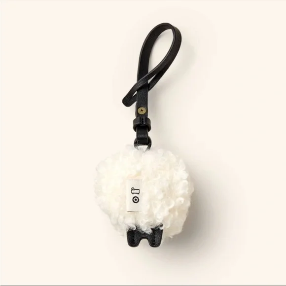 Woolrich X Target Sheep Bag Charm NWT - Picture 2 of 8